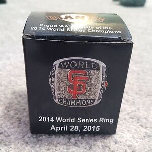2014 San Francisco Giants Replica World Series Ring - NEW IN BOX!